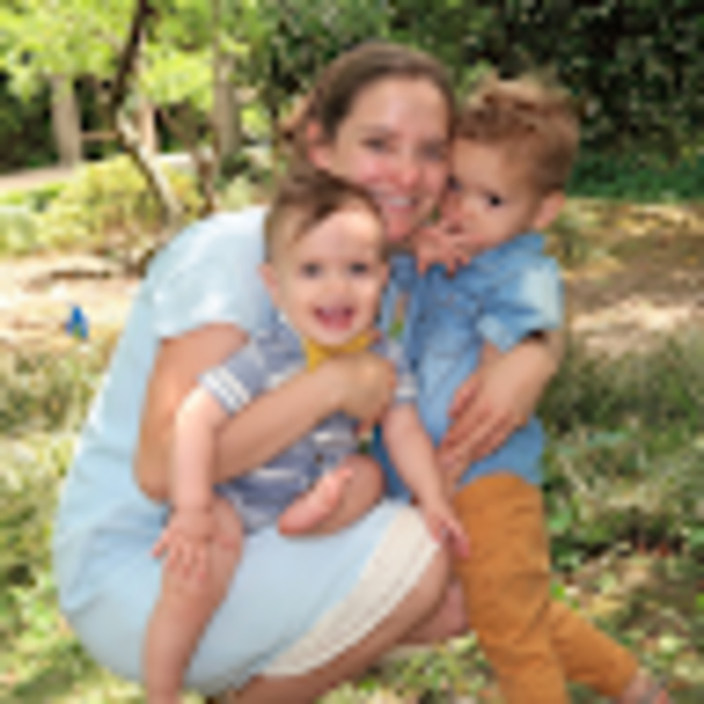 Meet your Posher, Emily